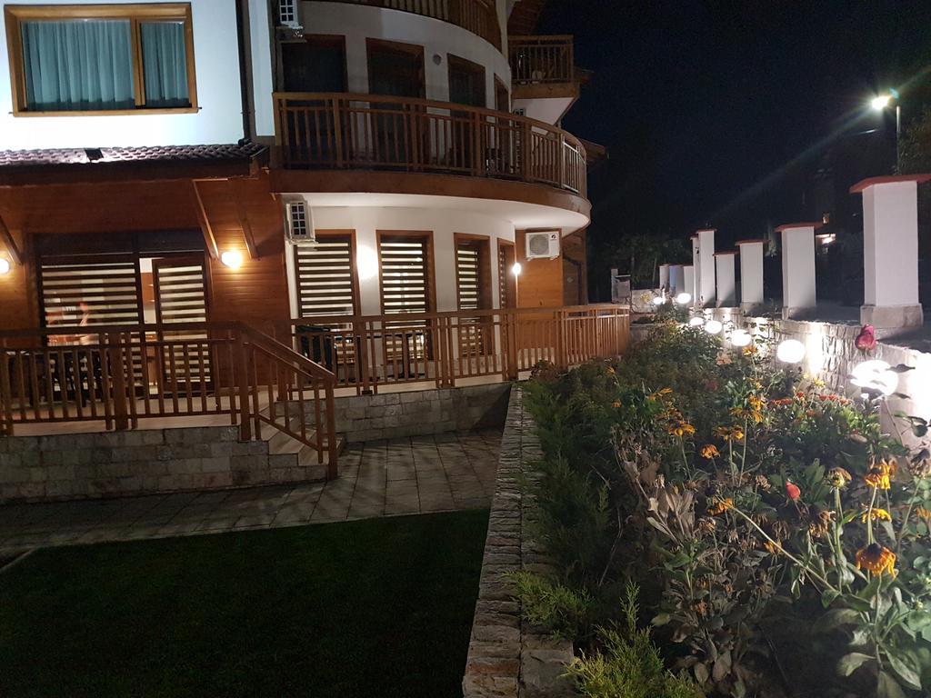 Yuliya Guest House Sapareva Banya Ngoại thất bức ảnh