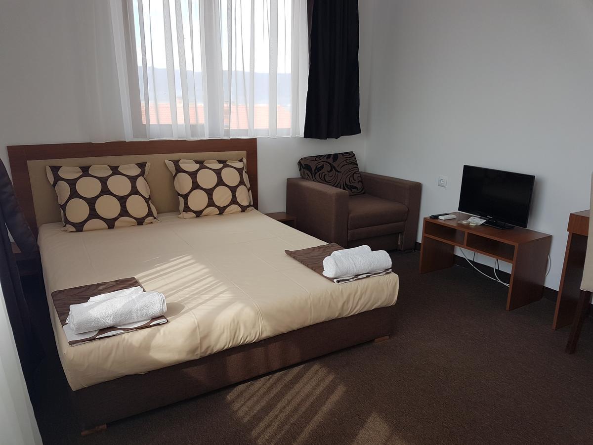 Yuliya Guest House Sapareva Banya Ngoại thất bức ảnh